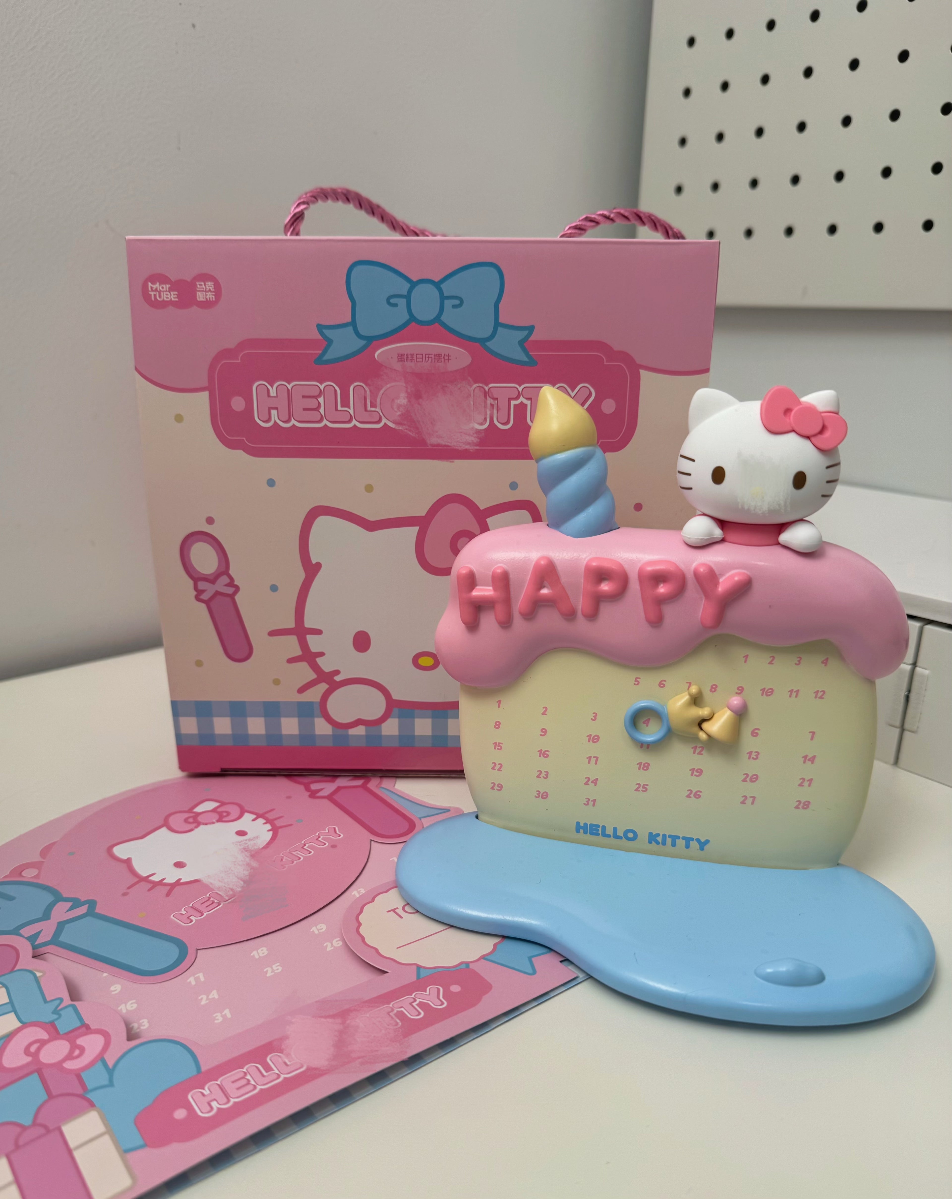 HK 3-in-1 Magnetic Desk Calendar
